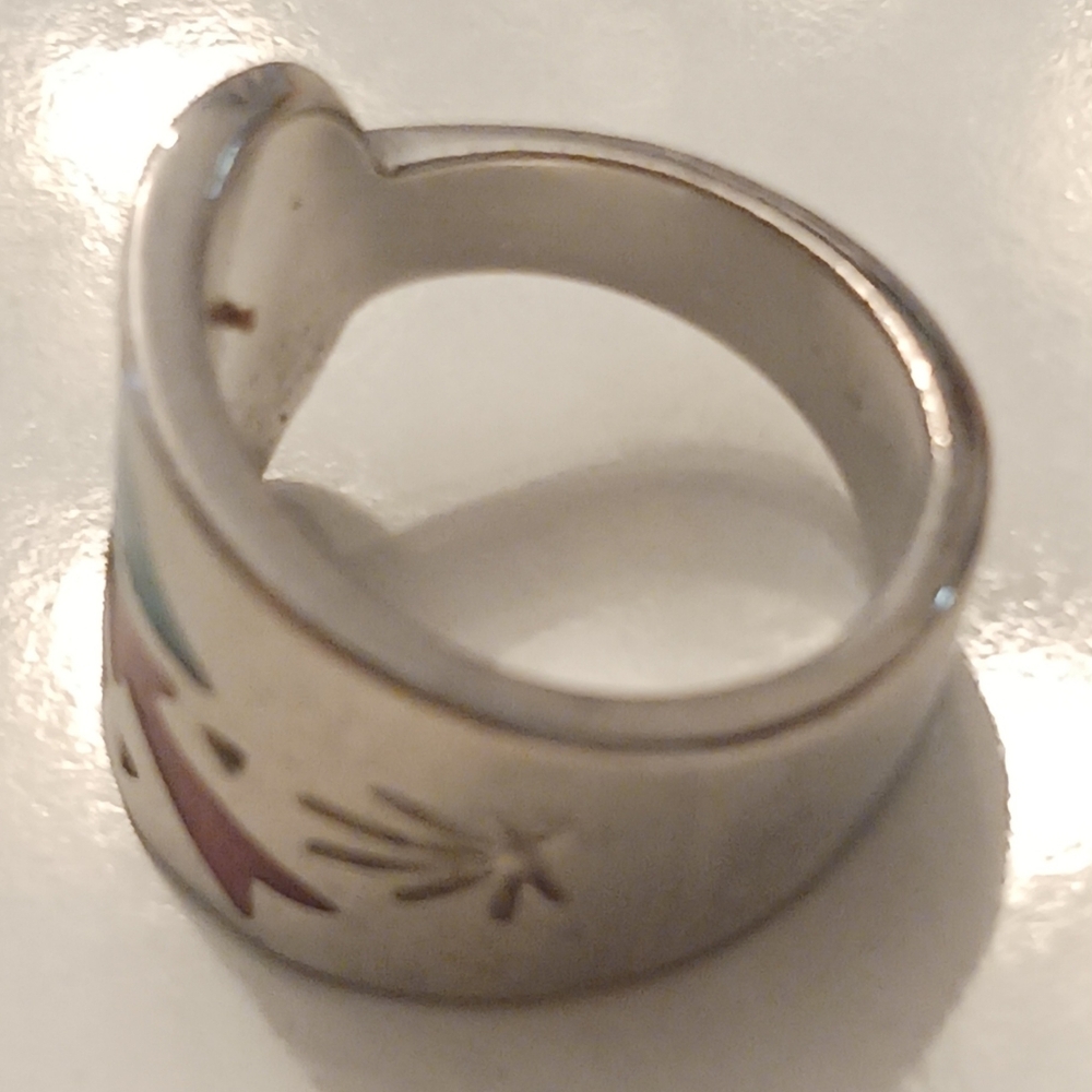 Ring - Picture 5 of 9